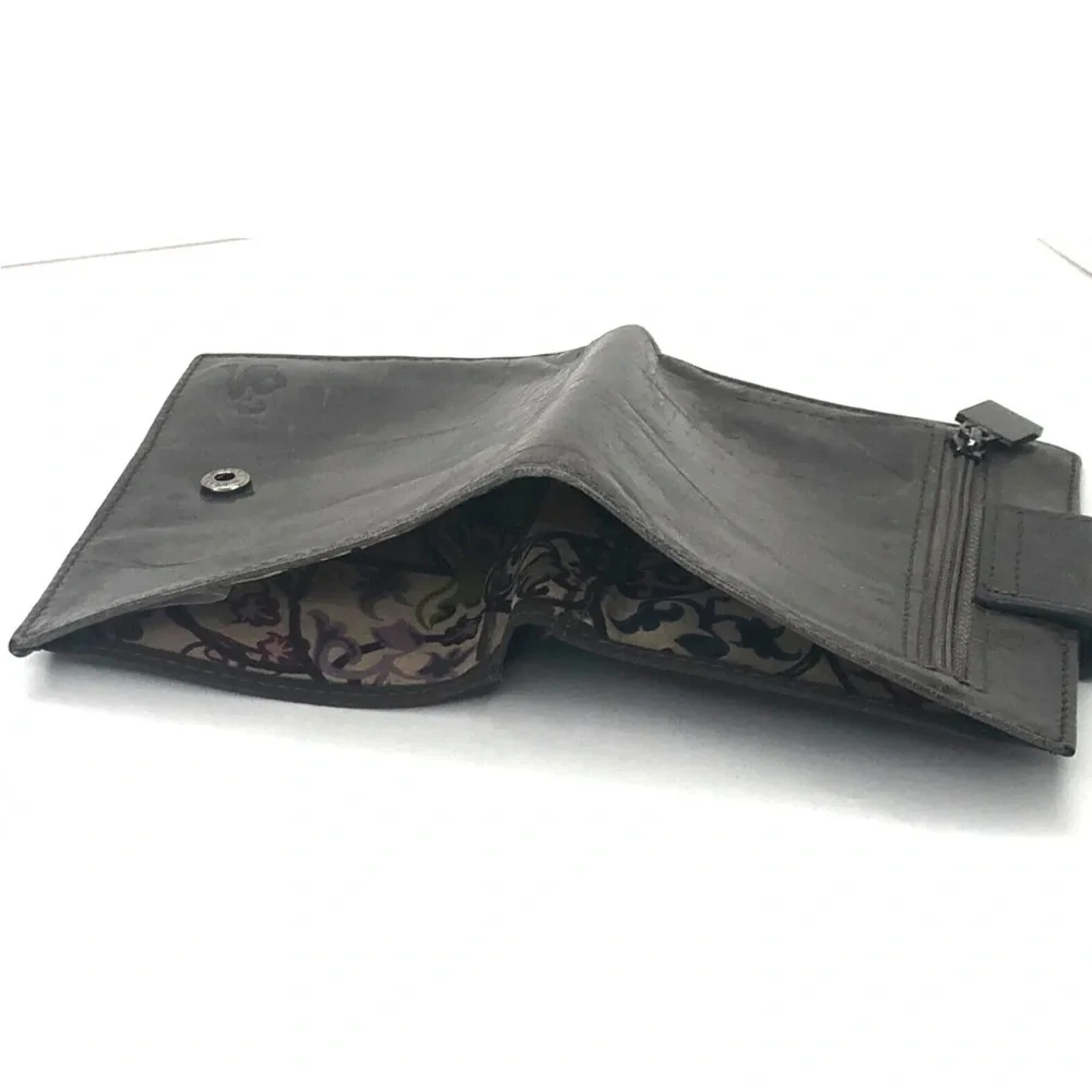 Helen Welsh Wallet Bifold Gray Leather Snap Closure 4